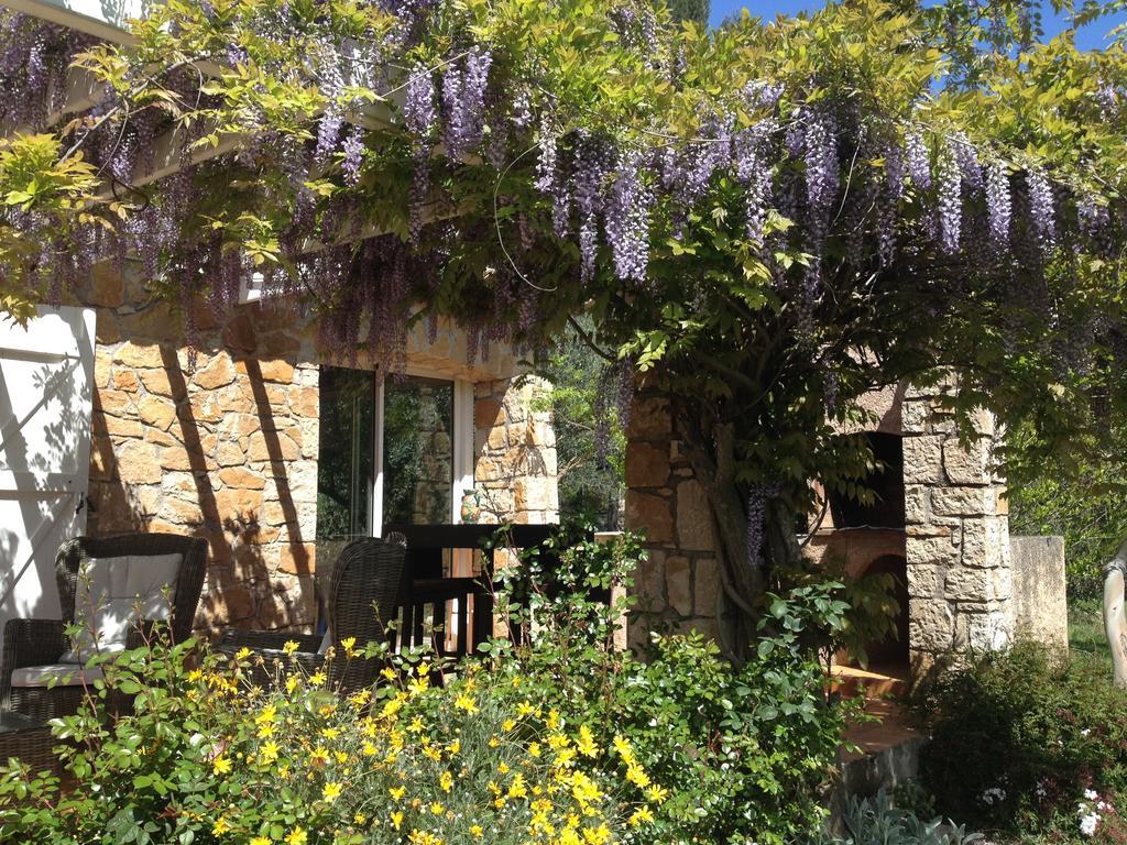 Bastide De L'Ovalie Gites Bagnols en Foret Bagian luar foto